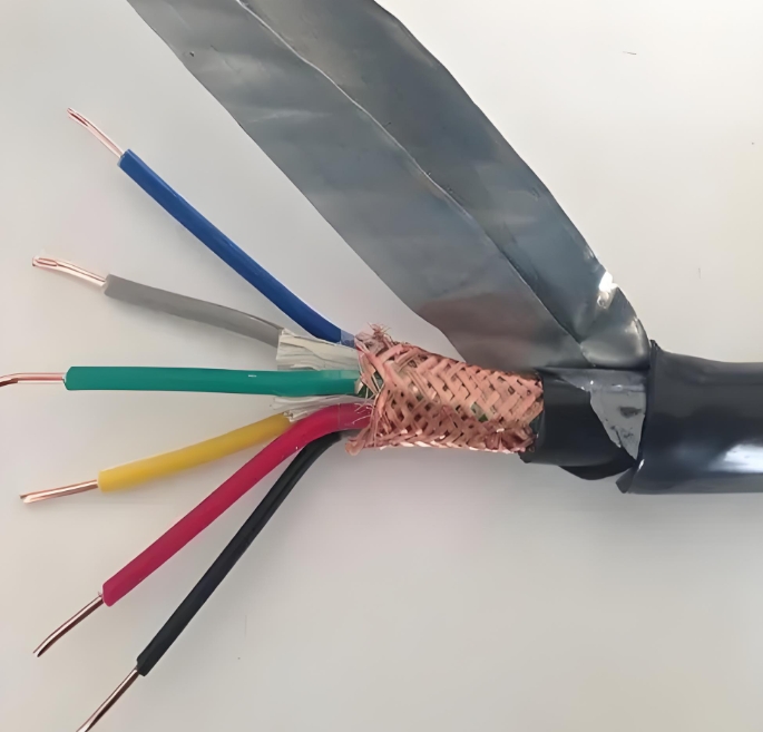 特種電線電纜的用途特殊，使用場(chǎng)合特殊.jpg